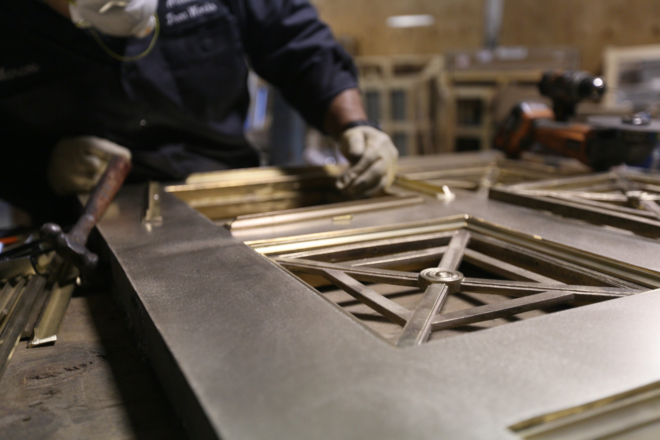 CUSTOM BRONZE DOORS PROCESO